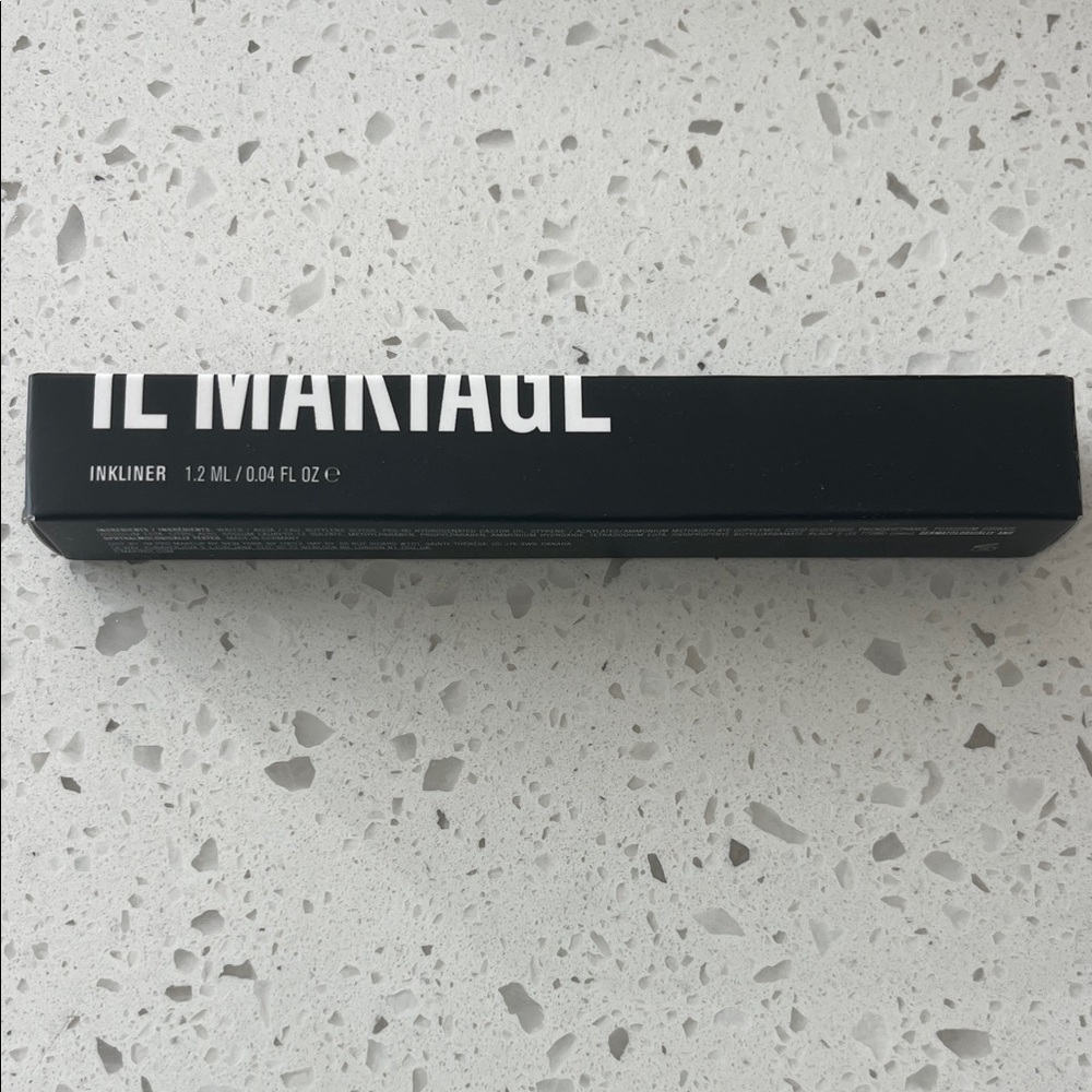 IL MAKIAGE Black Ink Liner